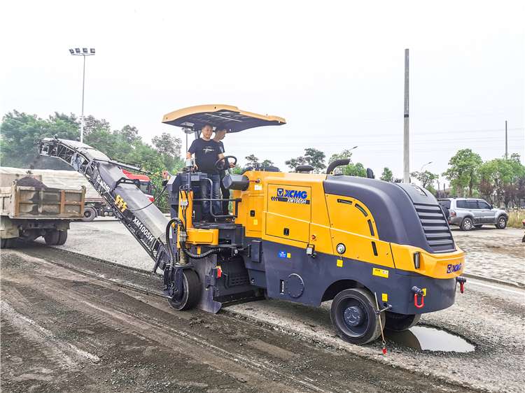 XCMG official manufacturer asphalt road milling machine cold planer XM1005H for sale